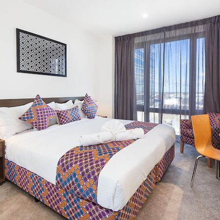 City Edge Dandenong Apartment Hotel Екстер'єр фото
